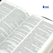 Biblia negra repujada mediana