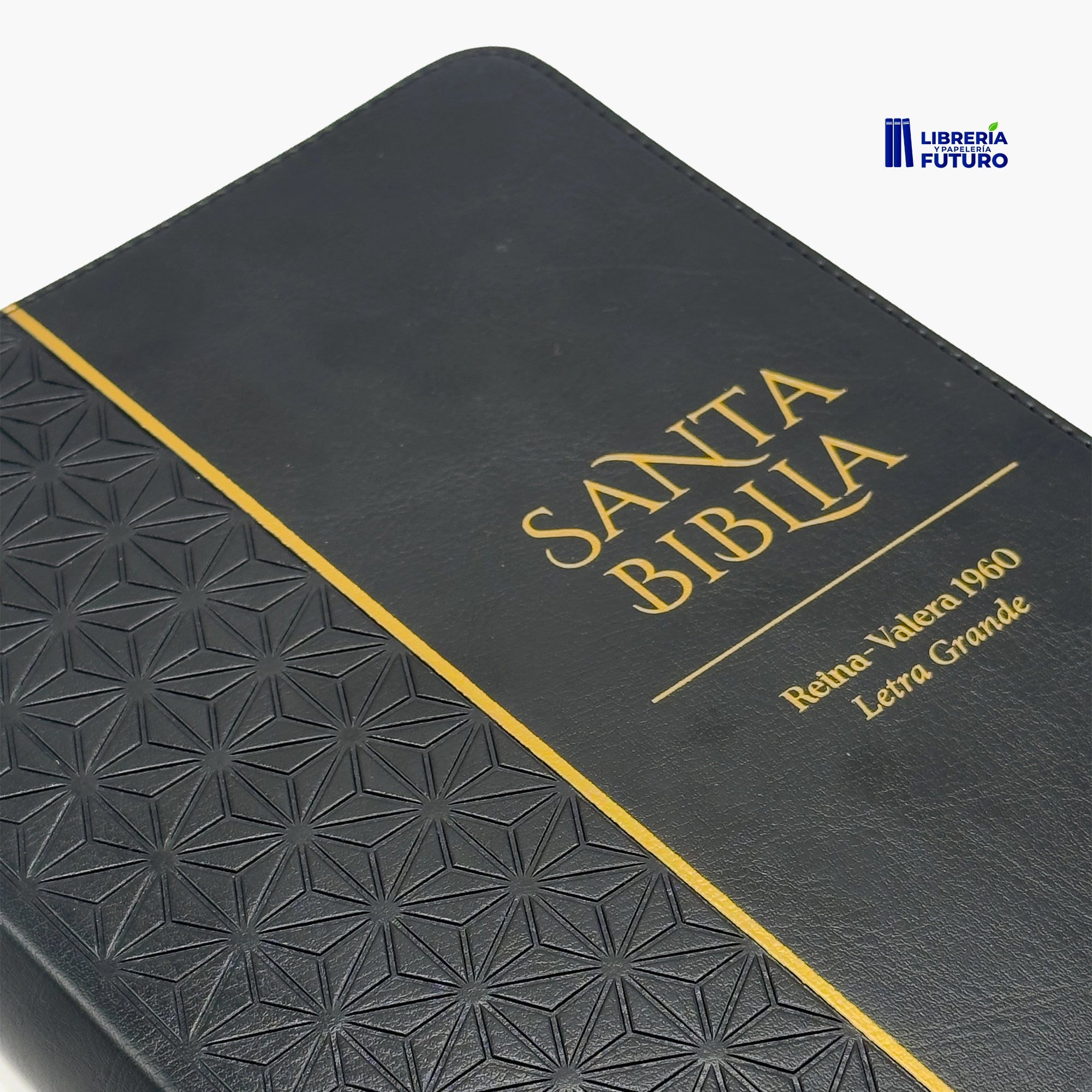 Biblia negra repujada mediana